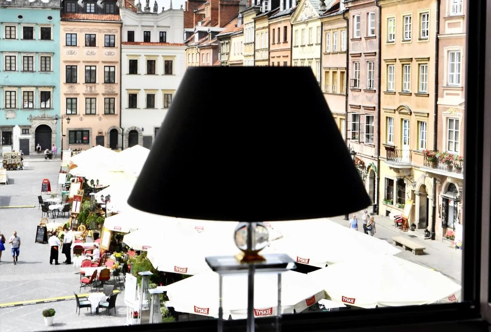 Luxury Apartments Mondrian Market Square III Varsovia Apartahotel